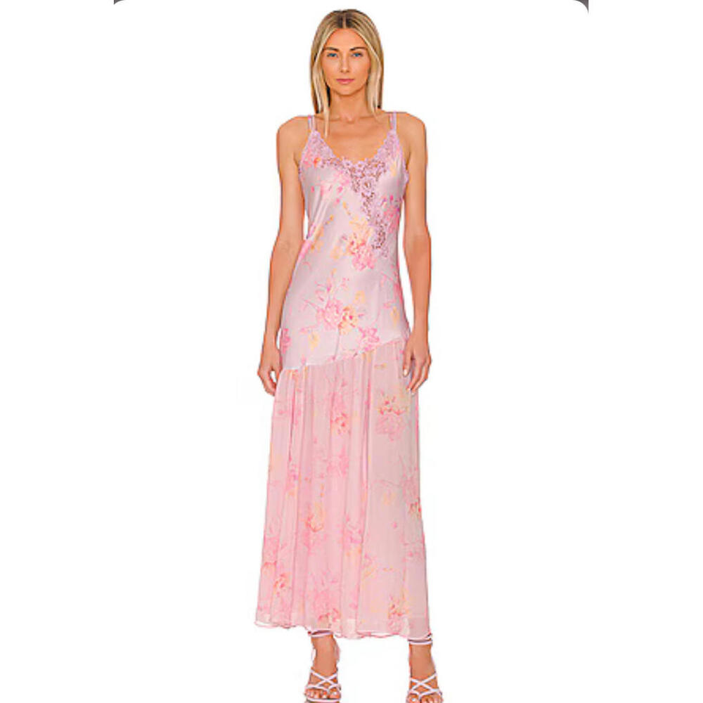 Elegant Floral Maxi Dress with Lace Details